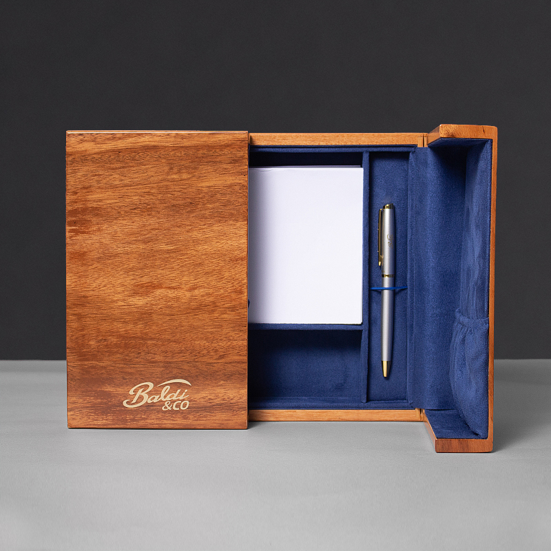 Detalhe interno do estojo porta-documentos Baldi&Co